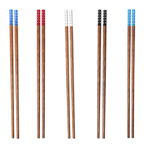 Palillos de madera con diseño de ala de pollo, vajilla de madera maciza para el hogar, palillos de servir estilo cielo estrellado, estilo chino moderno - Product Image 5