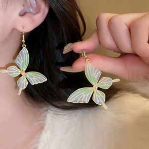 Copper Alloy Imitation Pearl Butterfly <b>Hook</b> <b>Earrings</b> Trendy Silver Plated Charm <b>Earrings</b> for Men's Anniversary - Product Image 1