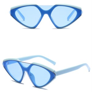 DLL20248 DL gafas <span class=keywords><strong>de</strong></span> ojo <span class=keywords><strong>de</strong></span> gato clásica retro gafas <span class=keywords><strong>de</strong></span> sol <span class=keywords><strong>para</strong></span> mujer <span class=keywords><strong>de</strong></span> marco <span class=keywords><strong>de</strong></span> plástico <span class=keywords><strong>de</strong></span> una pieza lente <span class=keywords><strong>de</strong></span> gran tamaño - Product Image 6