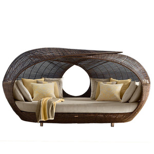 <span class=keywords><strong>Lit</strong></span> <span class=keywords><strong>d</strong></span>'extérieur au design unique Canapé en rotin pour hôtel Chaise en rotin pour villa de jardin <span class=keywords><strong>Nid</strong></span> <span class=keywords><strong>d</strong></span>'<span class=keywords><strong>oiseau</strong></span> <span class=keywords><strong>Lit</strong></span> rond créatif en rotin - Product Image 1
