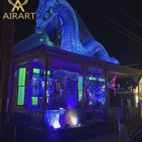 Dragon gonflable bleu foncé, modèle géant et effrayant pour la décoration de repères urbains, l'affichage d'activités en bar