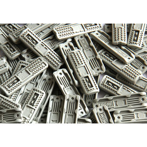 用于花园和室内的可调节流量 (0.38L/H-3L/H) 的塑料扁平滴灌滴头发射器 - Product Image 4