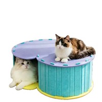 Tunnel d'entraînement pliable moderne et écologique pour chat, avec filet amusant, balle en sisal, souris et plumes personnalisables, design classique et tendance