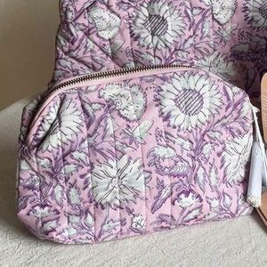 Bolsa de Maquillaje Floral Personalizada, Bolsa de Cosméticos de Lona Floral, Bolsa de Aseo Floral con Borla, Estética Coqueta - Product Image 5