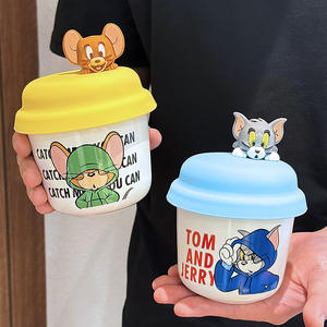 Taza de cerámica de Tom y Jerry con tapa, diseño de dibujos animados azul, para uso doméstico o como regalo. - Product Image 5
