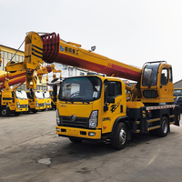 Nouvelle mini-grue mobile diesel électrique télécommandée de 10 tonnes avec moteur, pompe et boîte de vitesses pour camions pick-up