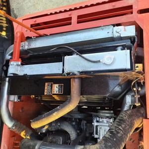 Excavadora de cadenas Doosan DX300LC negra, equipo de construcción de alta resistencia con 1 año de garantía en motor, caja de cambios y PLC - Product Image 4