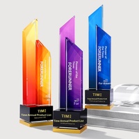Trophée hybride cristal-métal de luxe |   Récompense annuelle d'excellence personnalisée avec gravure laser 3D et personnalisation du logo de l'entreprise