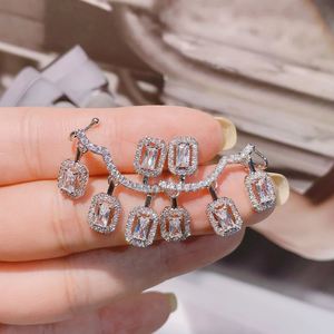 HIBRIDE Gorgeous Geometric Cubic Zirconia Pave Mujeres Stud Pendientes para novias Banquete DE BODA Compromiso Joyería Bijoux E-1022 - Product Image 1