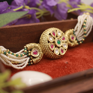Bracelet à breloques traditionnel en laiton plaqué or pour femme, bijoux ethniques de style temple, chaîne florale Kundan de créateur, cadeau - Product Image 2