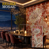 Atemberaubendes Blumenmuster Handgeschnittenes Kunsthandwerk Glasmosaik-Wandbild Prachtvolles Interieur für Zuhause Hotel Luxuriöses Restaurant-Thema