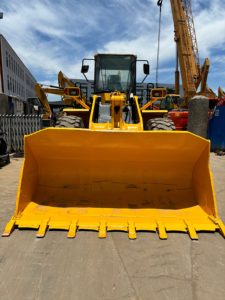 Komatsu WA380-3 Mini Loader <b>Forklift</b> Wheel Excavator 3 Ton with Engine & Motor for Farms China Original Export - Product Image 2