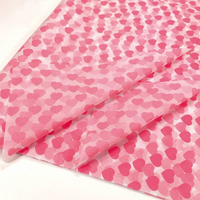 Offre Spéciale papier d'emballage en forme de coeur rose 17gsm papier de soie avec logo personnalisé pour emballage de vêtements cadeaux papier artisanal durable