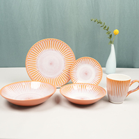 Top vente nordique de luxe Orange rond en céramique Restaurant maison assiette et bol ensemble ensembles de vaisselle en porcelaine