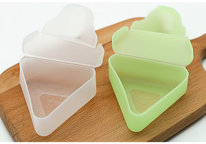 Moule en silicone triangulaire pour gâteaux, boulettes de riz et sushis - Offre Spéciale - Product Image 3