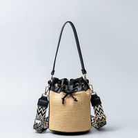 Nuevo bolso de mano de cubo de paja para mujer, bolso cruzado para mujer, bolso de hombro de moda de diseñador de lujo de PU con letras de palabras sólidas