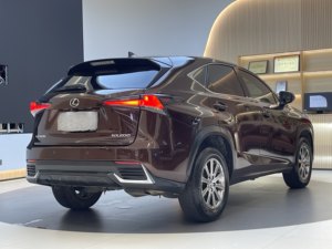 2020 <span class=keywords><strong>Lexus</strong></span> NX300 Sedan Hybrid AWD 2.0L 10AT Transmisión automática Asientos de cuero ACC Control de crucero Dirección izquierda Dark WISH - Product Image 5