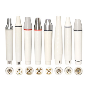 Pieza de Mano para Escalador de Turbina de Plástico con Punta Desmontable LED para Escalador Ultrasónico Piezoeléctrico Dental - Product Image 5