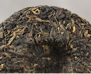 Haute montagne arbre ancien thé rouge séché au soleil doux parfumé Dianhong thé noir feuilles en vrac Yunnan vente en gros - Product Image 4