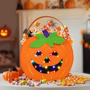 Diseño único LED Light Up Halloween Tote Cubo Cesta Fieltro Trick or Treat Bag Halloween Calabaza Bolsa de dulces para niños Regalo de fiesta - Product Image 4