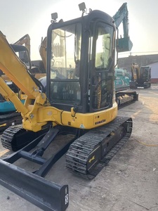 Excavatrice sur chenilles Komatsu PC40 d'occasion de 4 tonnes, mini-excavatrice d'occasion pour l'agriculture et l'exploitation minière, en stock pour une vente rapide - Product Image 5