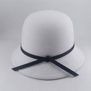 Chapeau Bob Classique avec Nœud en Ruban – Vente en Gros de Chapeaux Cloche Classiques pour Femme, Idéaux pour l'Église, le Quotidien, les Fêtes et les Voyages (pour Adultes) - Product Image 2