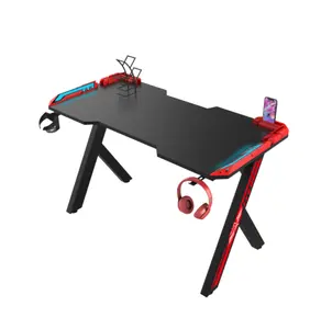 Bureau de jeu réglable avec lumières RGB, autocollant en forme de peau, support de gobelets, crochet pour casque, pour la maison, bureau, Table de travail