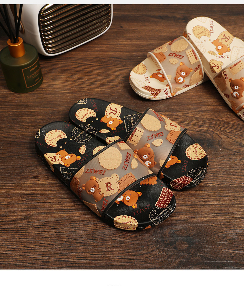 OEM Cartoon Bear Shoes Fashion Platform Sandals Slippers for Women PVC Slides Slipper