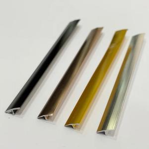 อุปกรณ์เสริมอะลู<span class=keywords><strong>มิ</strong></span><span class=keywords><strong>เนียม</strong></span>คุณภาพสูง รูปทรงตัว T ติดตั้งง่าย สำหรับ<span class=keywords><strong>ปิด</strong></span>ขอบแผง UV - Product Image 1