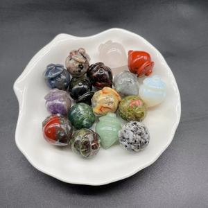 Pierres de guérison en cristal de 20 mm, cadeaux, petite taille, forme mignonne, plusieurs matériaux disponibles, cristal fraise - Product Image 1