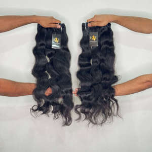 Vente en gros Extension de cheveux indiens, faisceaux de cheveux humains de temple indien bruts ondulés ondulés alignés sur les cuticules - Product Image 1