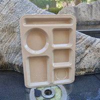 Plateau repas carré à 6 compartiments en fibre de coque de riz biodégradable pour l'école