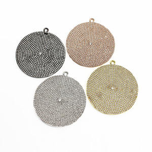 CZ6879 liontin anjing beraspal penuh CZ putih 43mm lingkaran emas mawar besar dengan liontin cakram zirkonia kubik & jimat - Product Image 1