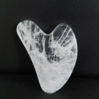 Vente en gros d'usine bas prix marque privée 100% véritable outil de massage facial naturel gua sha rouleau de jade en cristal blanc pour le visage