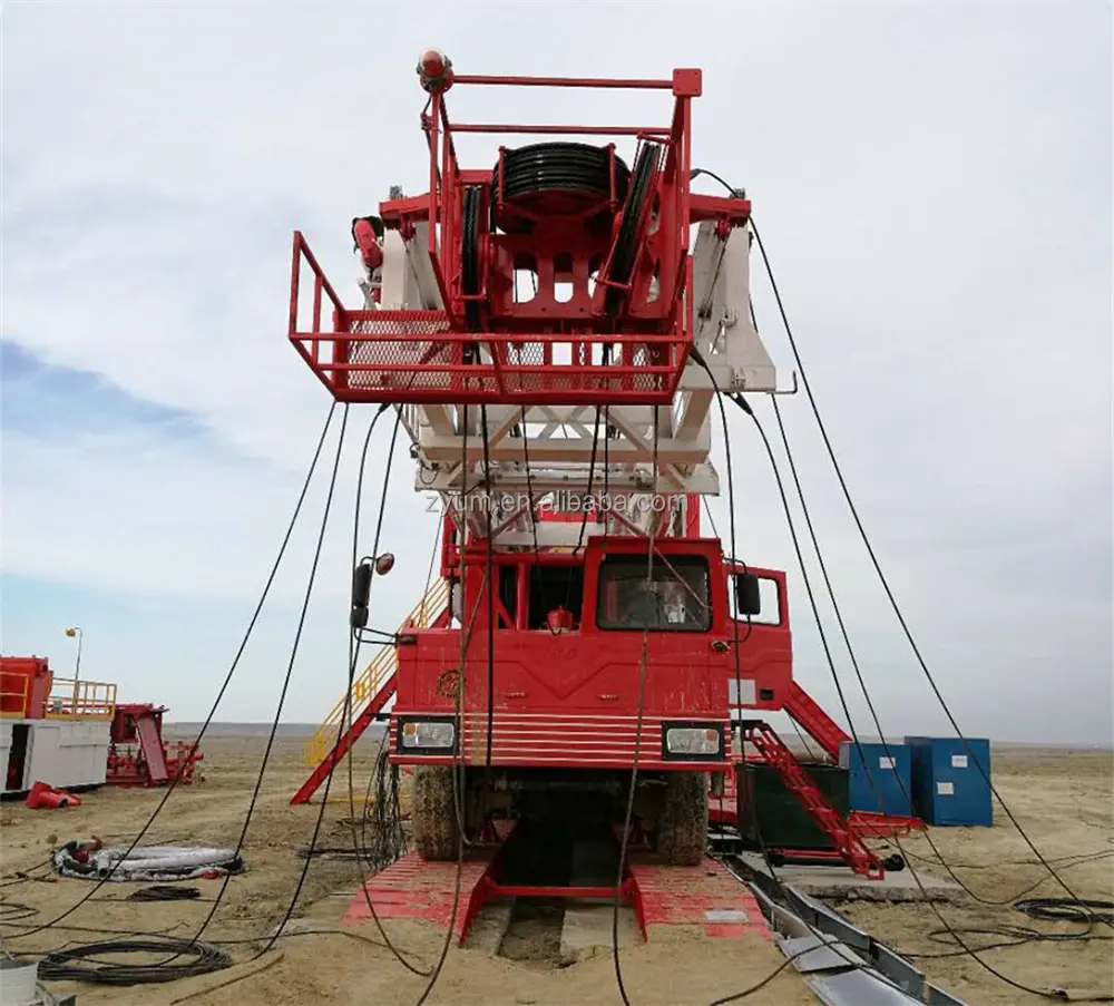 Puits d'eau de pétrole hydraulique de haute qualité ZJ15 machine de forage montée sur dérapage