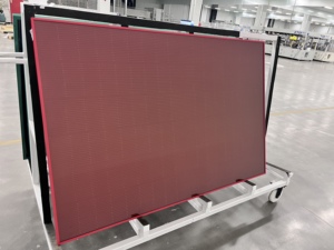 Красные цветные солнечные панели 345W-355W | Декоративные монокристаллические фотоэлектрические панели N-типа 182 мм - Product Image 5