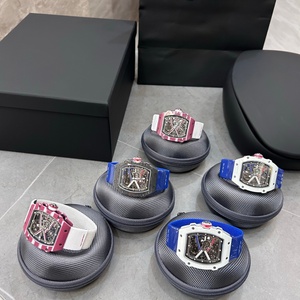 Montre mécanique de qualité supérieure avec bracelet élastique léger, mouvement creux en fibre de carbone noire, étanche, montre-bracelet pour homme - Product Image 3