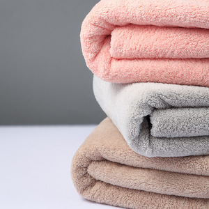 Coral Fleece <b>Bath</b> Towel 144x70.5cm Quick-Dry Soft Absorbent Rectangle Home Use Solid Color <b>Light</b> Gray Pink - Product Image 2