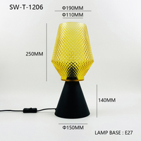 Lámpara de Mesa Decorativa de Metal y Vidrio E26 E27, Iluminación de Lujo para Hotel, Lámpara de Noche para Dormitorio