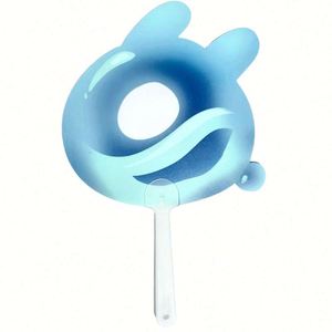 Éventail pliant transparent en PVC de forme circulaire personnalisé par le fabricant avec personnage d'idole Kpop ou d'anime pour cadeau promotionnel - Product Image 1