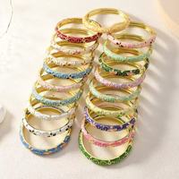 Gelang Enamel Pola Retro dari Paduan Seng, Penjualan Langsung Pabrik, Gelang Isi Minyak Fashionable dan Personal, Grosir