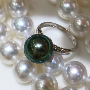 Bague en argent sterling 925 naturel avec perle verte paon et noire, 11-12 mm, ronde, sans défaut, design à bouche ouverte - Product Image 4