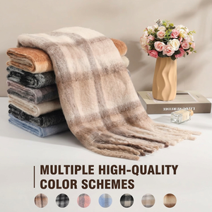 Écharpe d'hiver confortable pour femmes modernes, châle élégant et chaud pour un usage quotidien, les voyages et les activités de plein air - Product Image 5