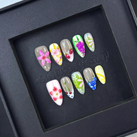 Ongles artificiels en acrylique de luxe sur mesure, de haute qualité, faits à la main, à couverture complète, forme amande, avec diamants colorés