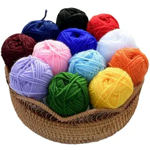 Factory Wholesale Free Samples Various Colors 2/4/6 Ply Pure Wool Thread Knitting Yarn Tufting Yarn For Tufting Gun 2023
