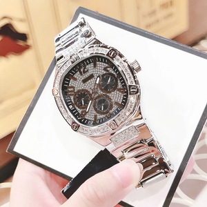 <span class=keywords><strong>Reloj</strong></span> Deportivo Profesional para <span class=keywords><strong>Hombre</strong></span> <span class=keywords><strong>Guess</strong></span> GW0576G2, Acero Inoxidable 316L, Multifunción, Cronógrafo, Indicador <span class=keywords><strong>de</strong></span> Fecha, Día, Resistente al Agua 30M - Product Image 4