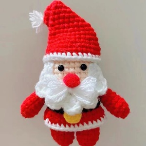 Kit de inicio de ganchillo de Navidad de Papá Noel con instrucciones Video <span class=keywords><strong>Amigurumi</strong></span> Kit de ganchillo de juguete <span class=keywords><strong>para</strong></span> <span class=keywords><strong>principiantes</strong></span> - Product Image 3