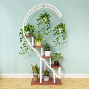 Supporto per piante <span class=keywords><strong>in</strong></span> <span class=keywords><strong>ferro</strong></span> <span class=keywords><strong>battuto</strong></span> a forma di cuore <span class=keywords><strong>in</strong></span> metallo multistrato - Product Image 5