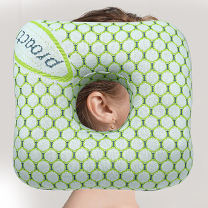 Almohada de protección auditiva hueca antipresión para personas mayores, con diseño cuadrado y material de poliéster - Product Image 1