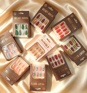 24 <span class=keywords><strong>Uñas</strong></span> Postizas Medianas Almendradas Metálicas Cromadas Brillantes con Diseños Surtidos, Cobertura Completa, Reutilizables, Venta al por Mayor - Product Image 1